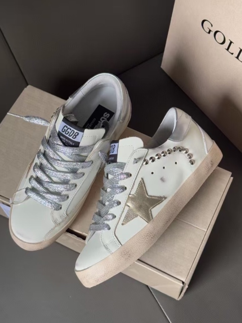 Golden Goose Super-Star Studded Sneakers - Picture 5 of 5